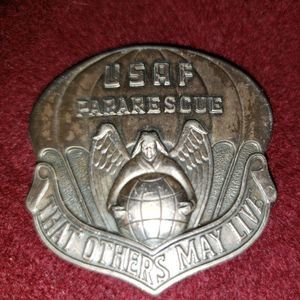 Meet your Posher, Wingz